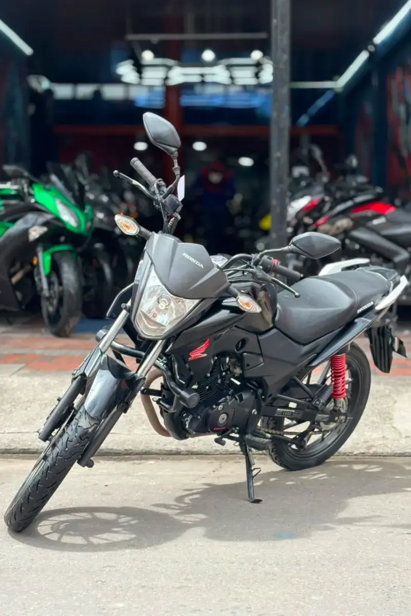 2022 Honda CB125F Usada |Chia — imagen 1