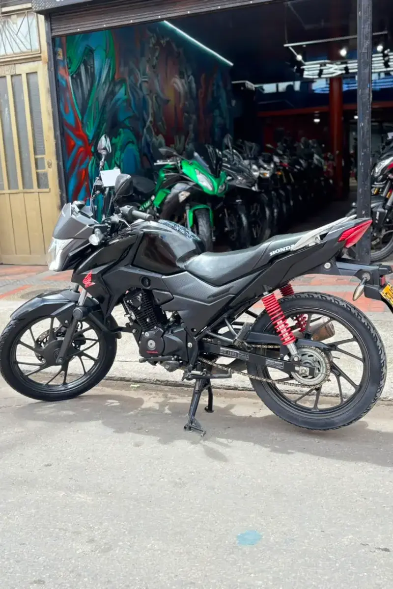 2022 Honda CB125F Usada |Chia — imagen 3