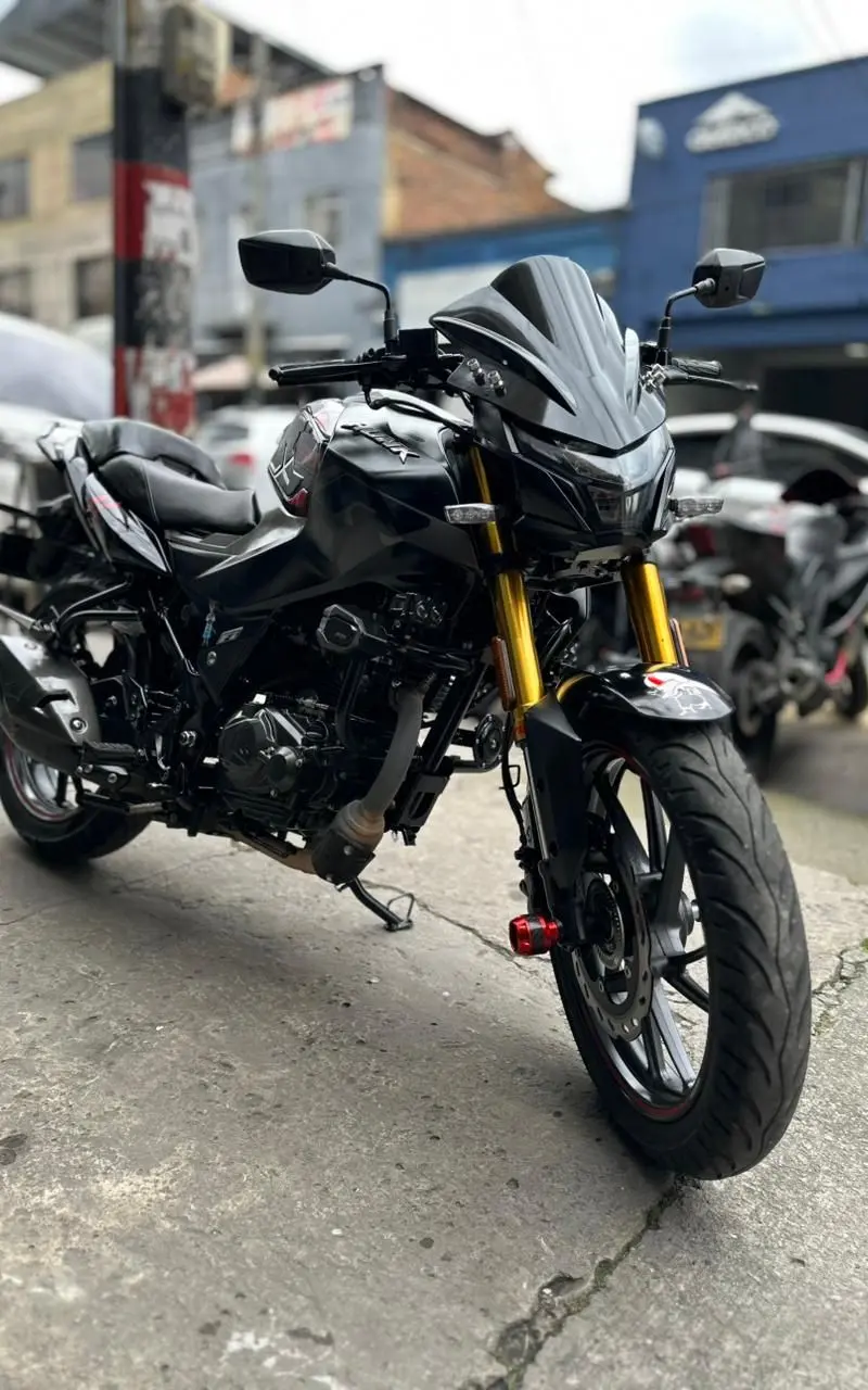 Hero Hunk 160 4v 2026