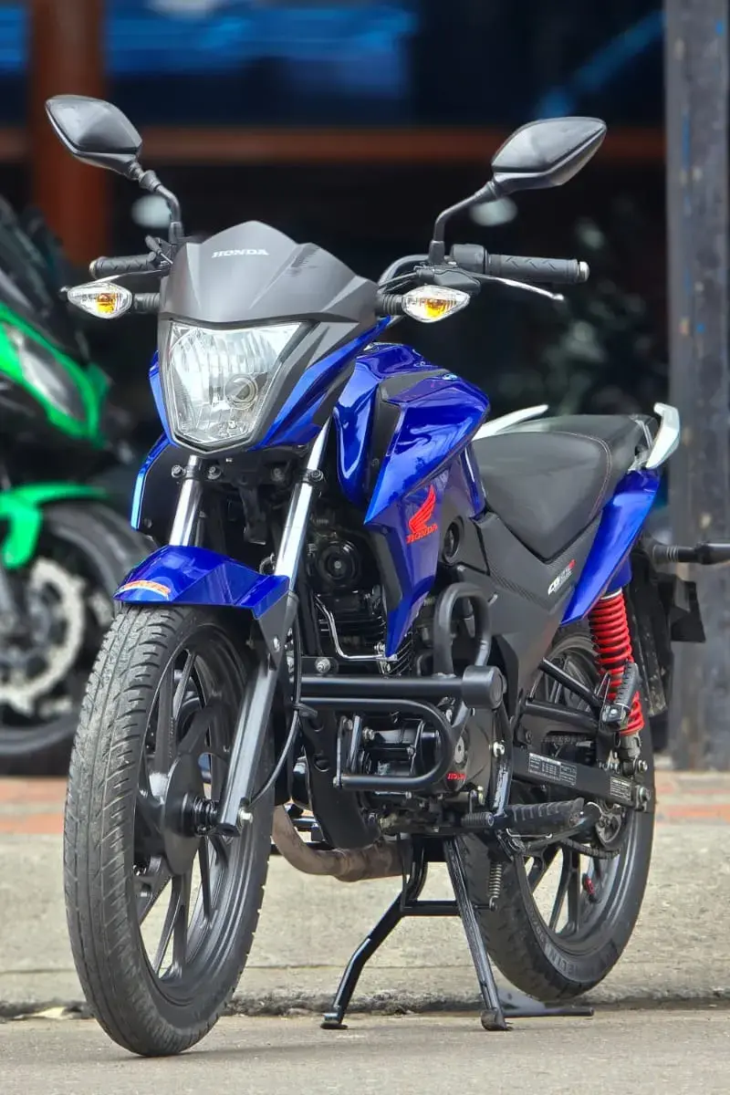 2022 Honda CB125F Usada | Chia — imagen 1