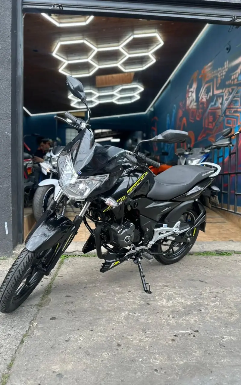 2025 BAJAJ DISCOVER 125 ST Usada | Bogotá — imagen 1