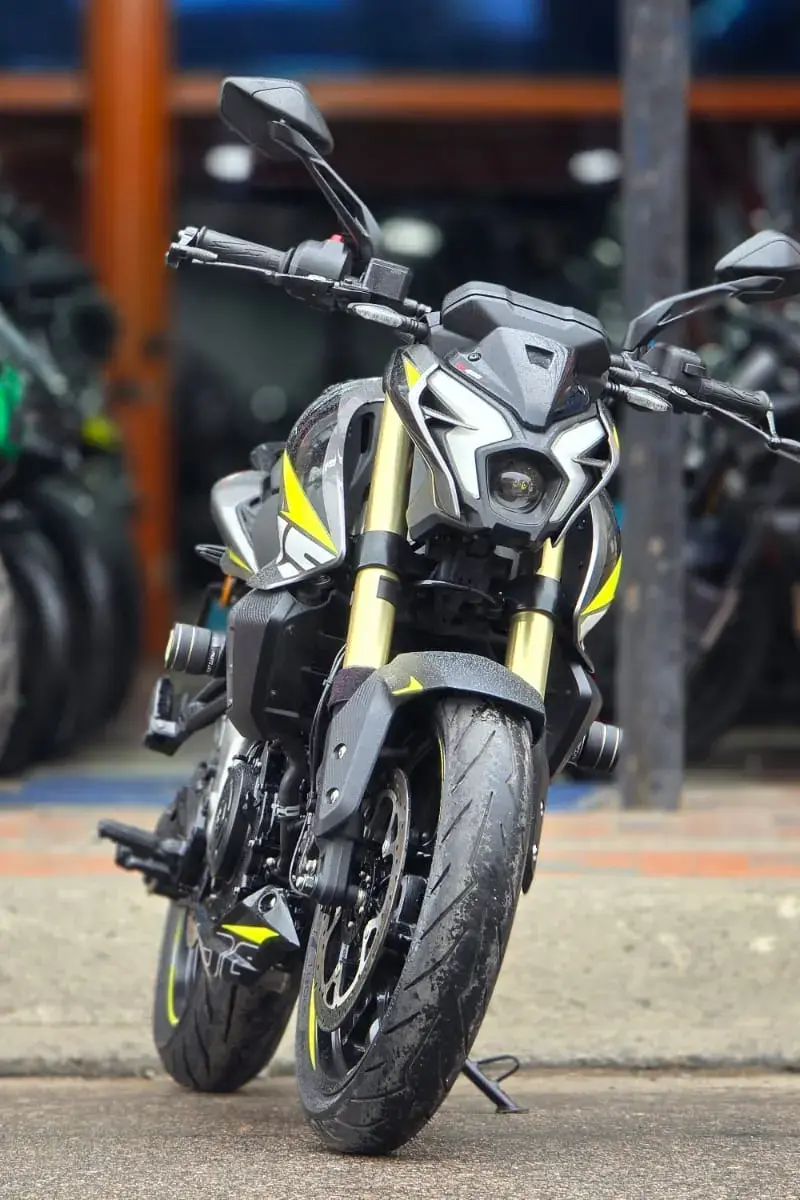 BAJAJ Pulsar NS 400 2026