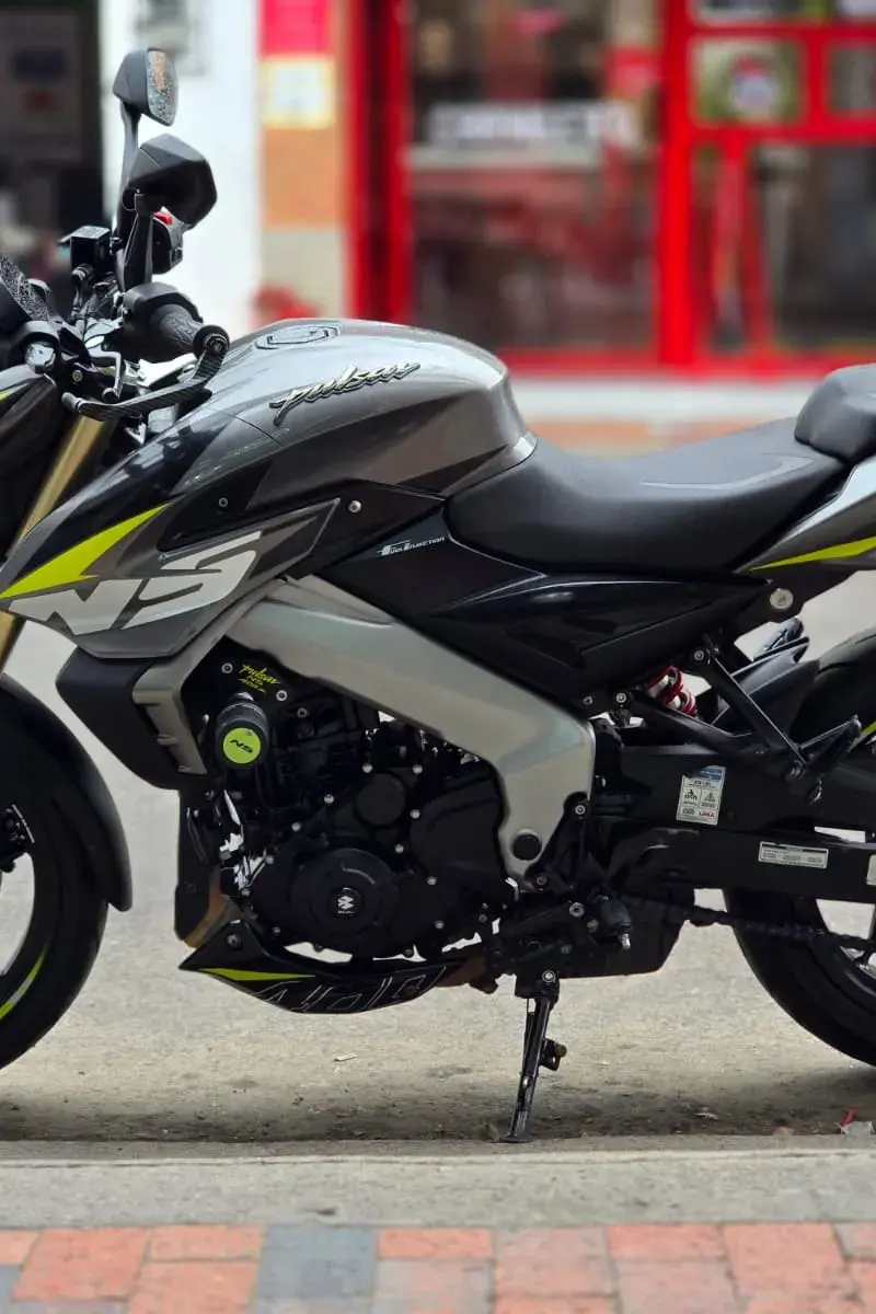 BAJAJ Pulsar NS 400 2026