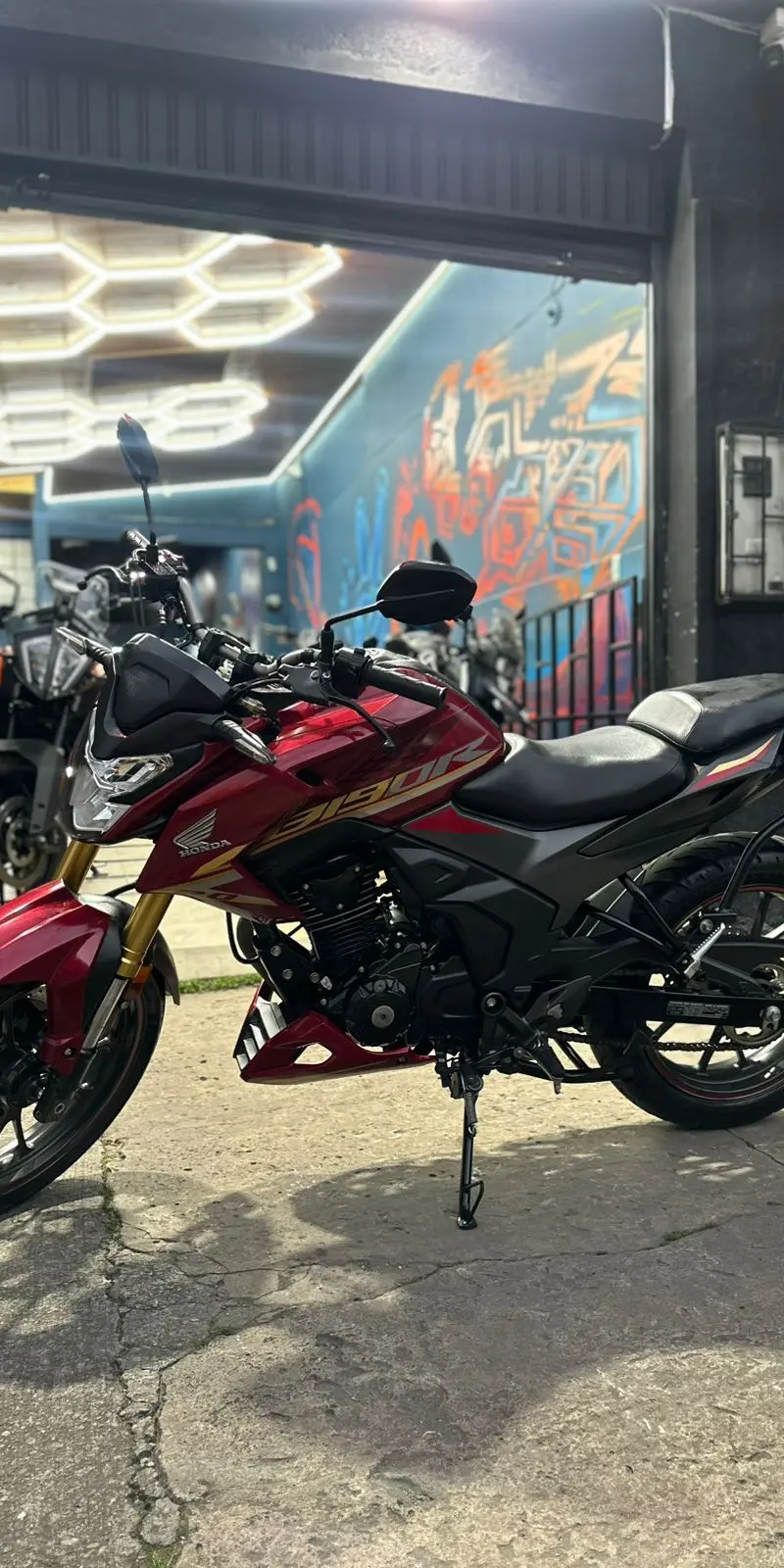 Honda CB 2025
