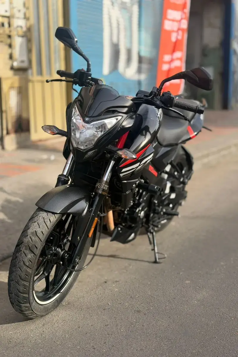 2023 BAJAJ Pulsar NS 200 FI Usada | Chia — imagen 4
