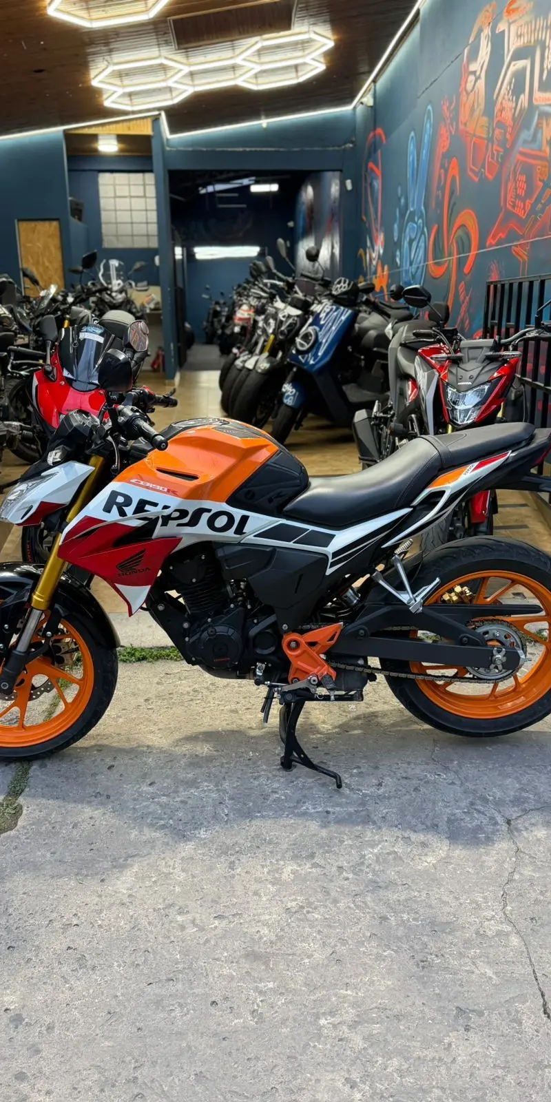 Honda CB 190R 2024