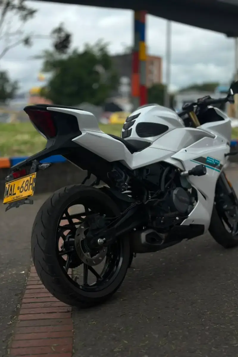 2025 Cf Moto 250 - A Usada |  Bogotá — imagen 4