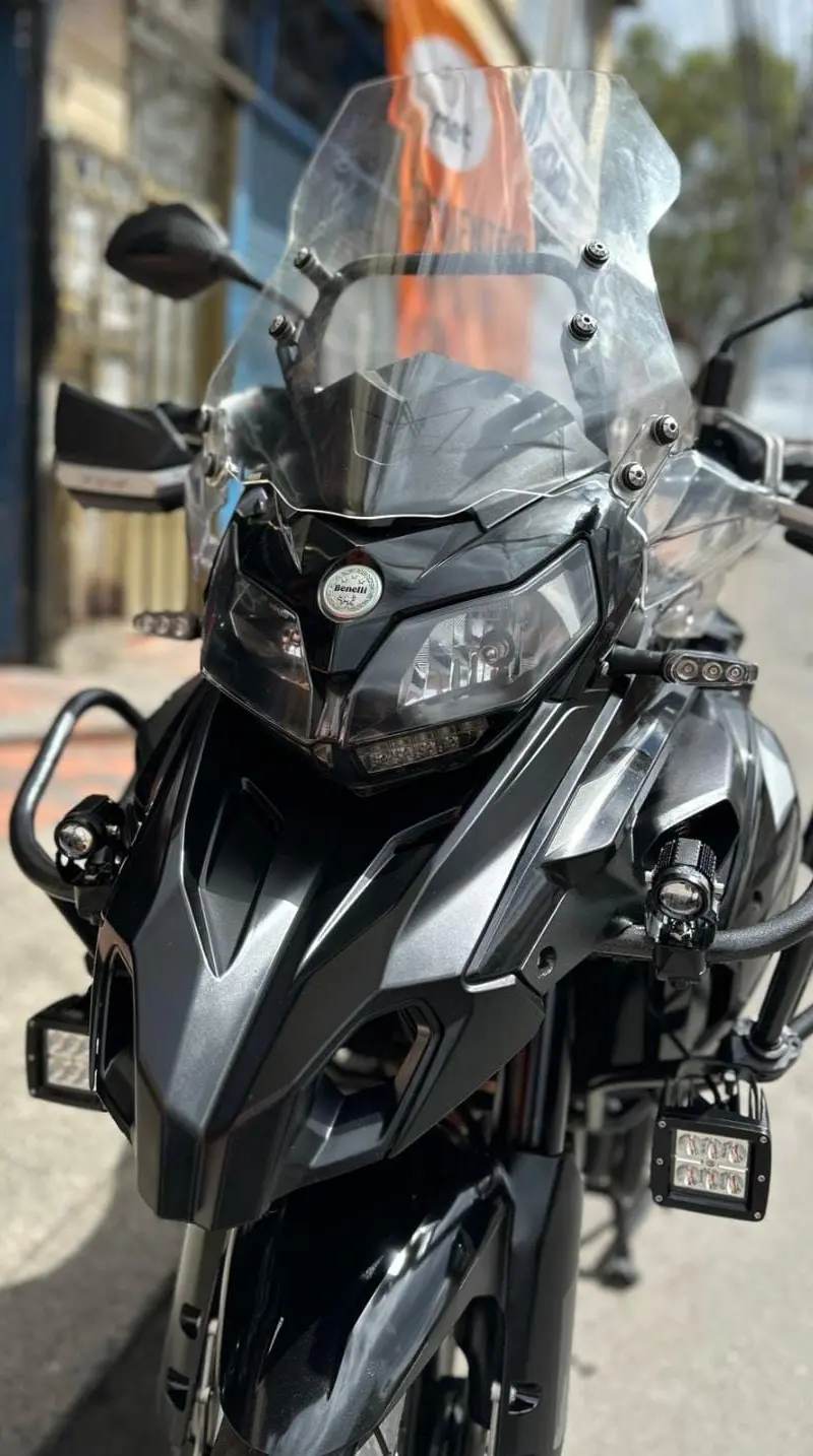 2024 Benelli TRK502X Usada | Chia — imagen 3