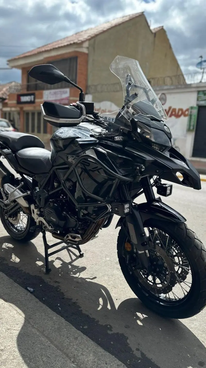 2024 Benelli TRK502X Usada | Chia — imagen 2