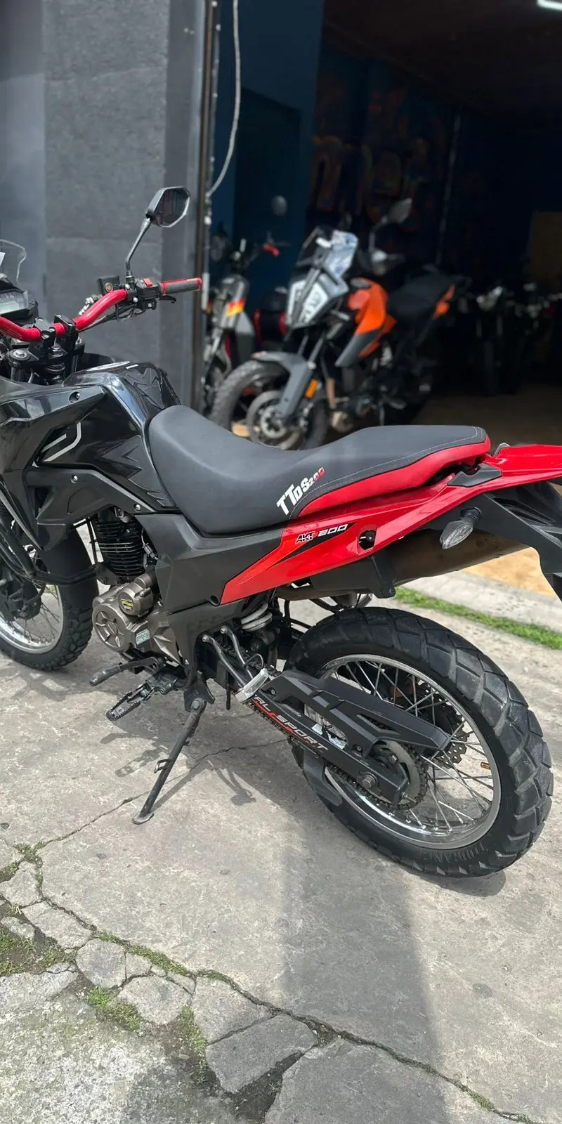 2023 AKT AK 200DS EIII Usada | Bogotá — imagen 4