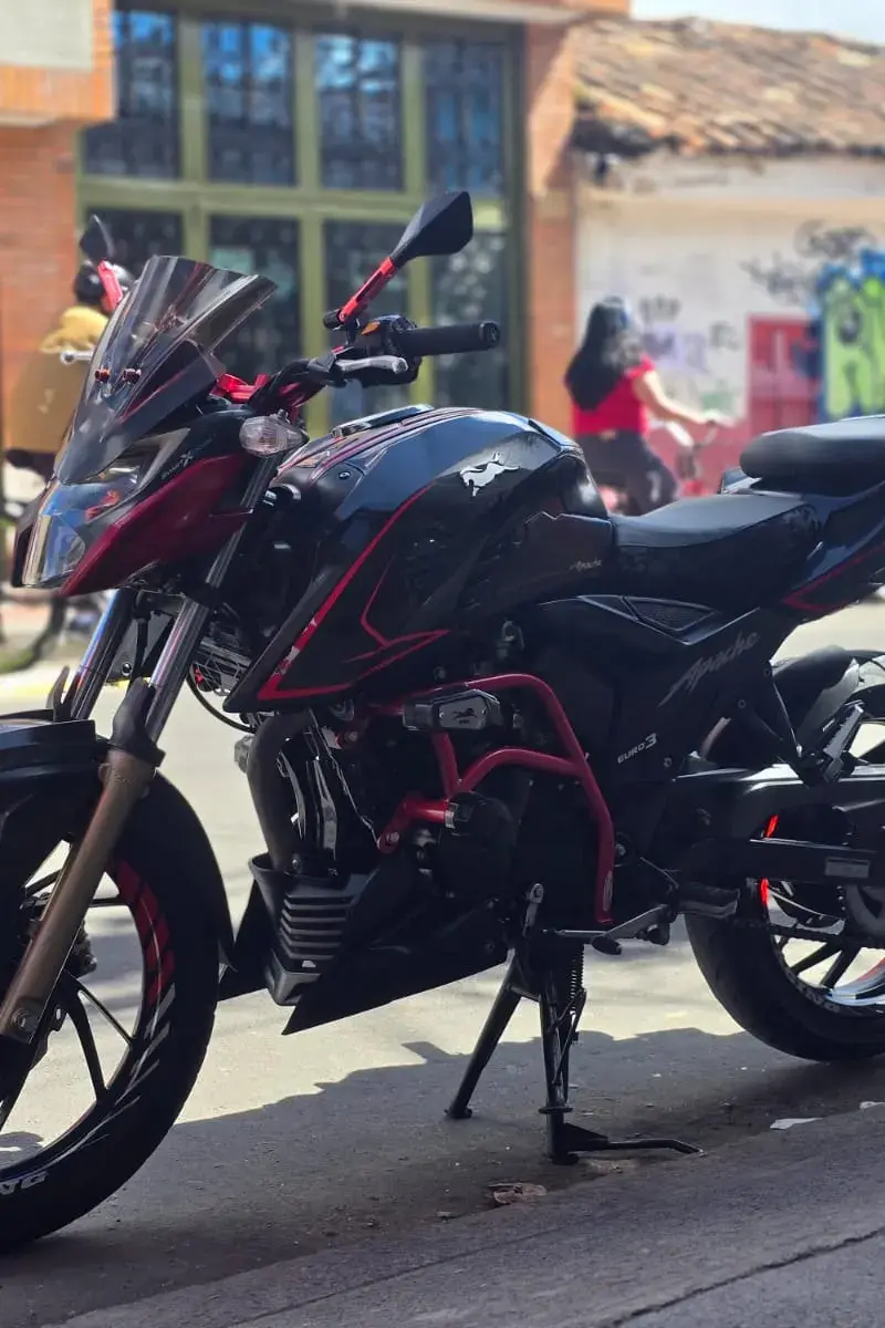 2022 TVS Apache 200 Usada |  Bogotá — imagen 1