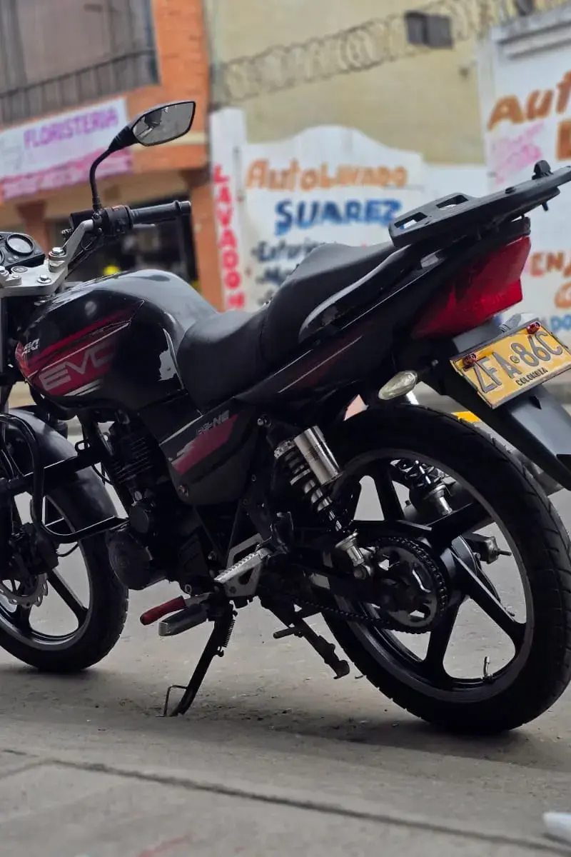 2013 AKT AK 125 NE Usada |Chia — imagen 4