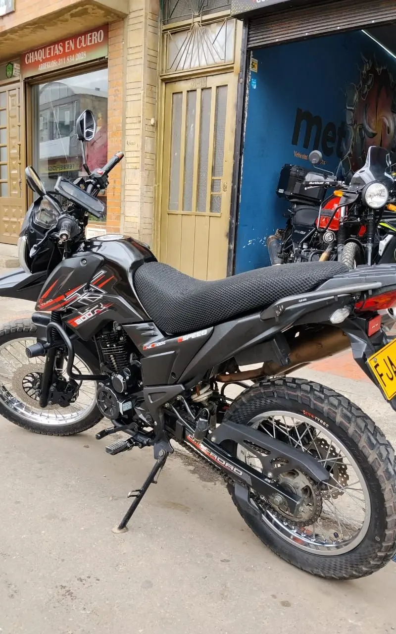 AKT AK 200 TTR  2023
