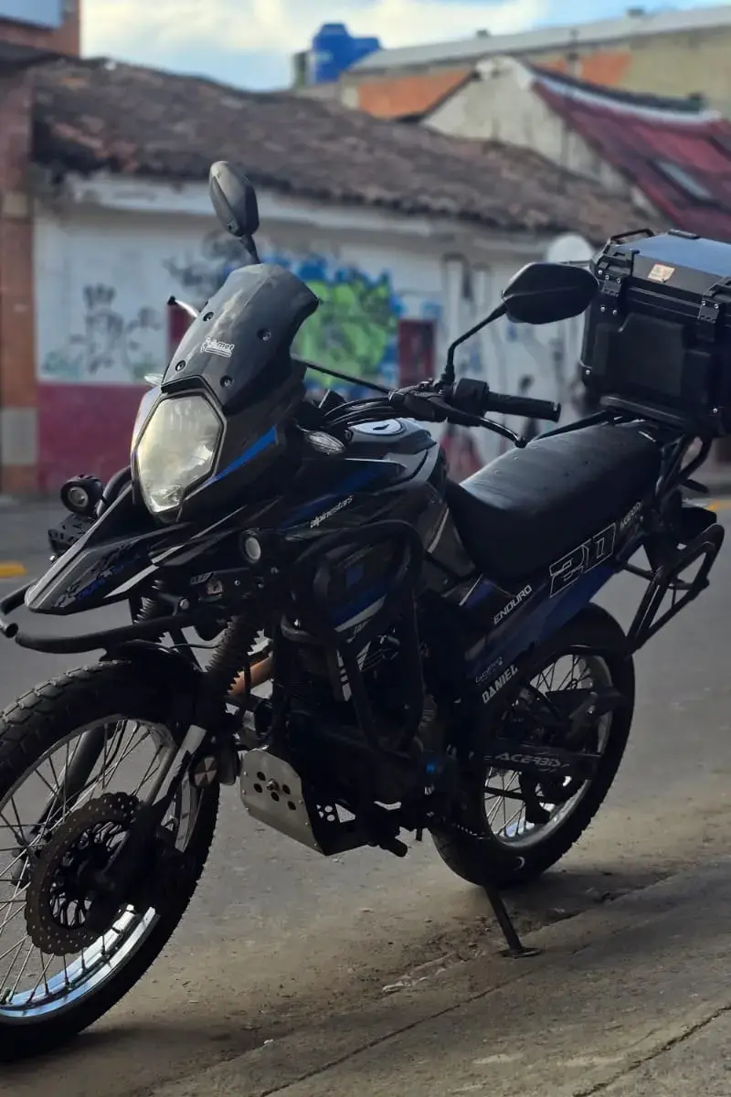 2024 AKT AK 200 TTR Usada | Chia — imagen 2
