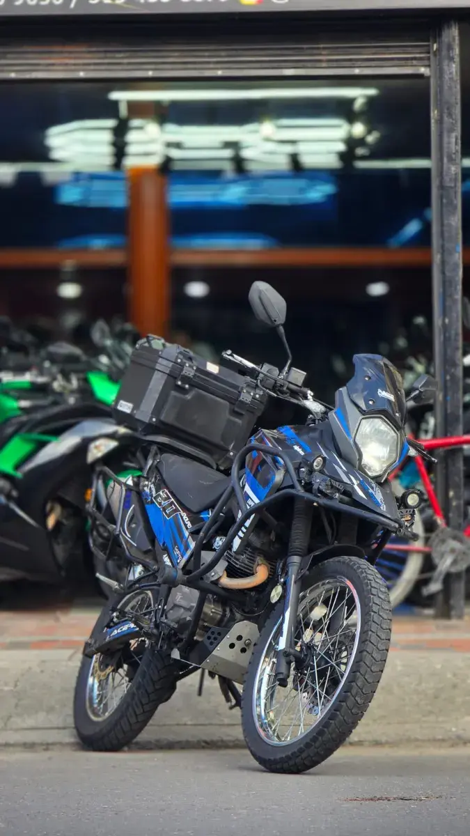 2024 AKT AK 200 TTR Usada | Chia — imagen 1